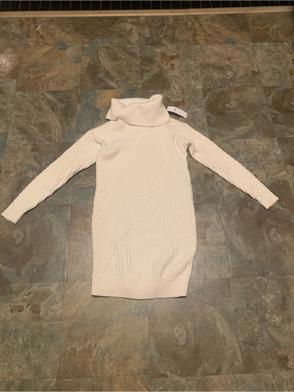 Ann Taylor white sweater dress, size XS. NWT